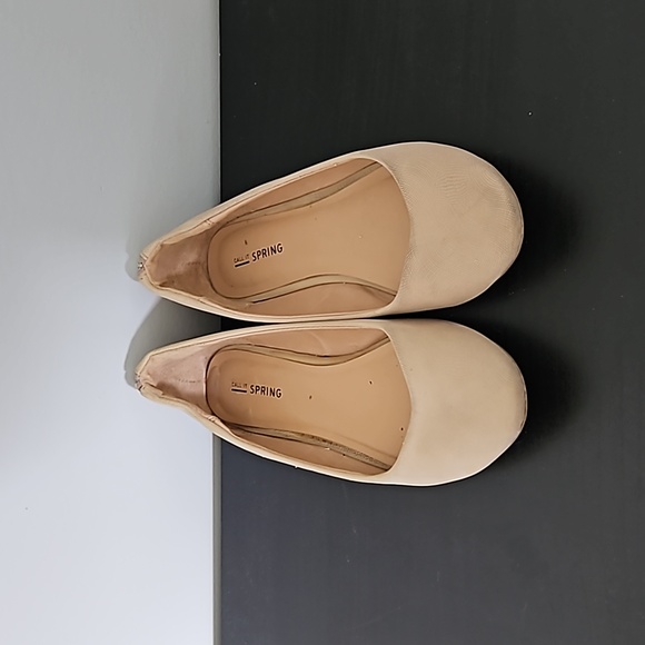 Nude Ballet Flats - Picture 1 of 4